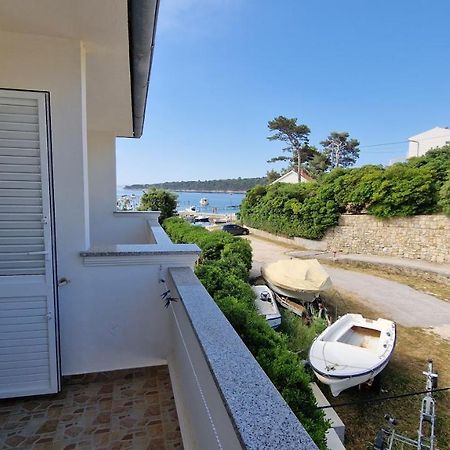 Haus Anica Apartamento Rab Town Exterior foto